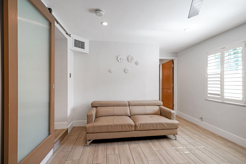 401 Nw 21st Court - Photo 29