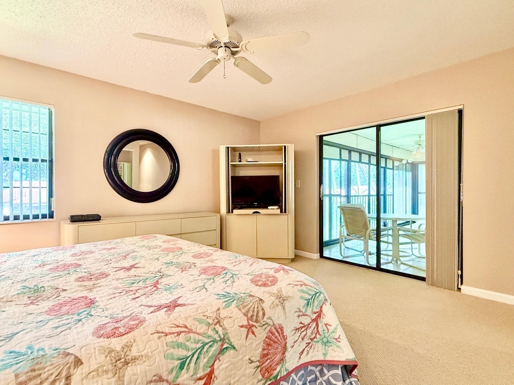 10678 Ocean Palm Way - Photo 22