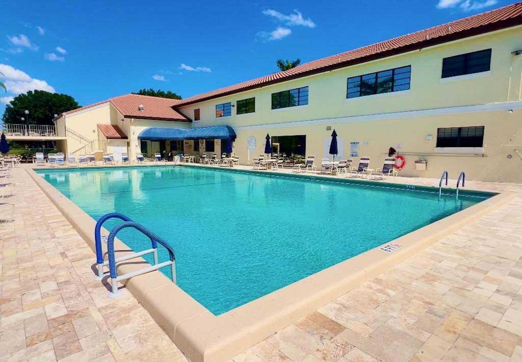 10678 Ocean Palm Way - Photo 31