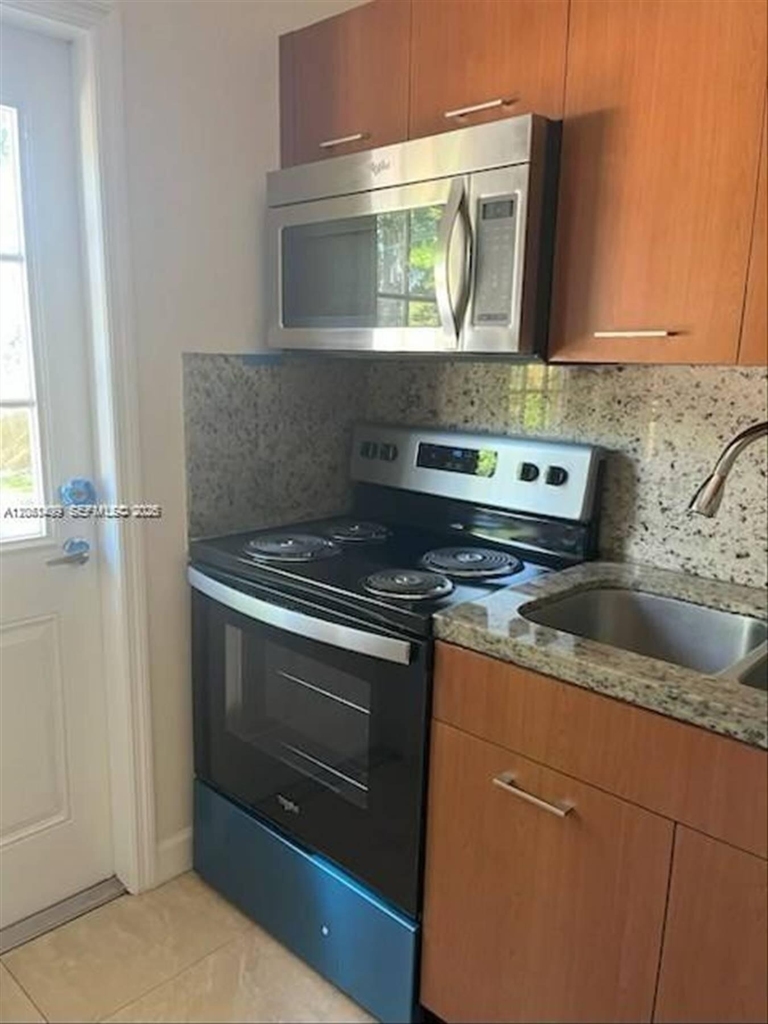4038 Sw 9th Terrace - Photo 2