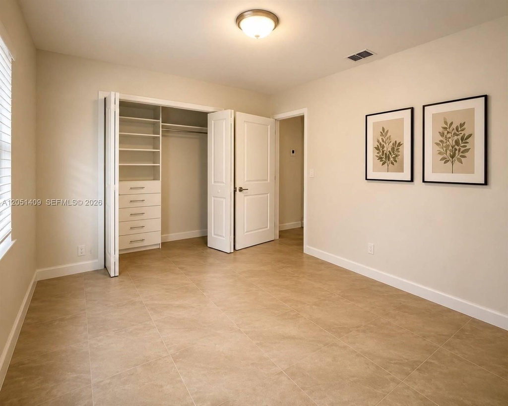 4038 Sw 9th Terrace - Photo 3