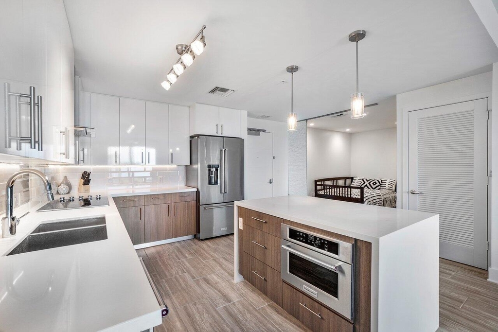 236 Se 5th Avenue - Photo 43
