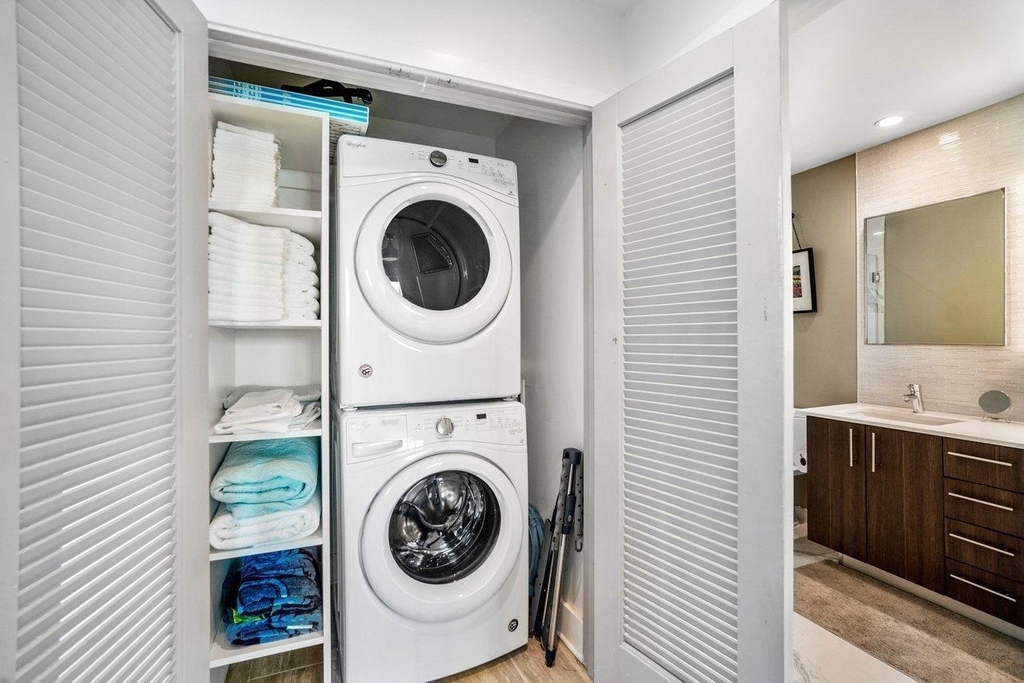236 Se 5th Avenue - Photo 14