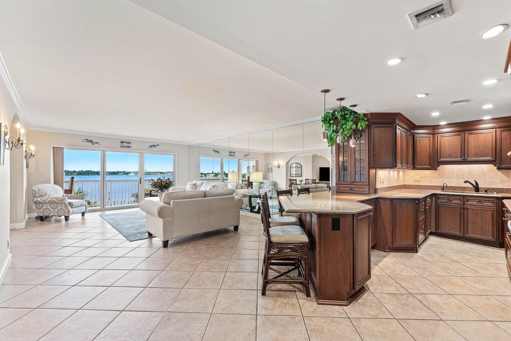 2600 N Flagler Drive - Photo 0