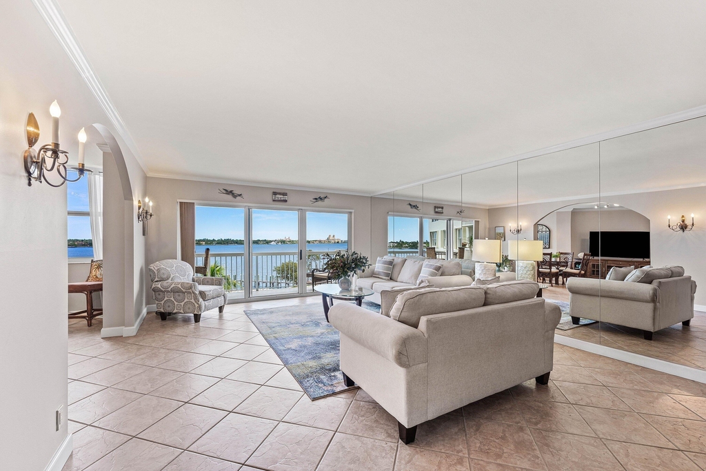 2600 N Flagler Drive - Photo 1