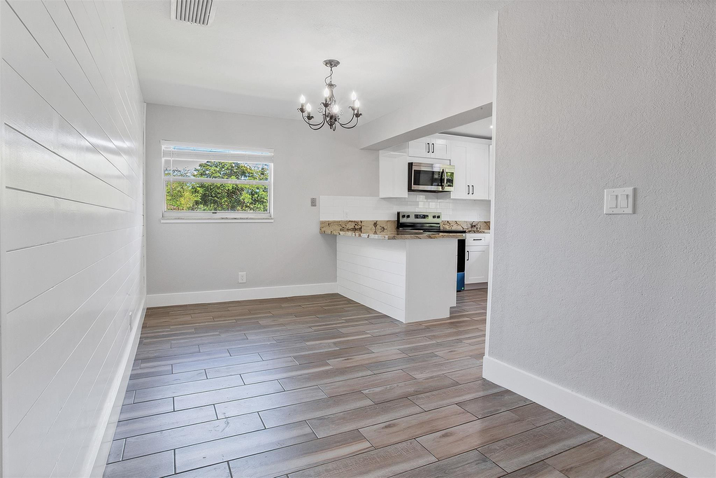 10131 Nw 35th Street - Photo 6