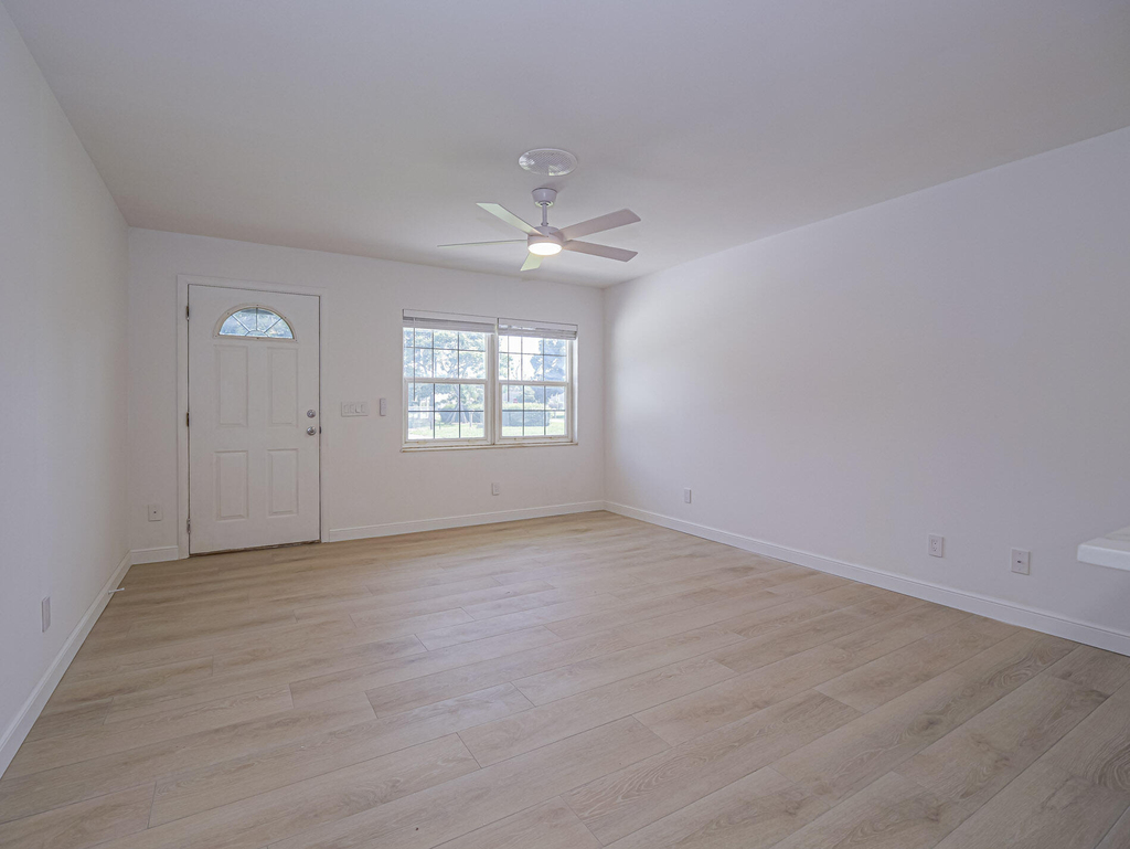 2075 37th Avenue - Photo 4