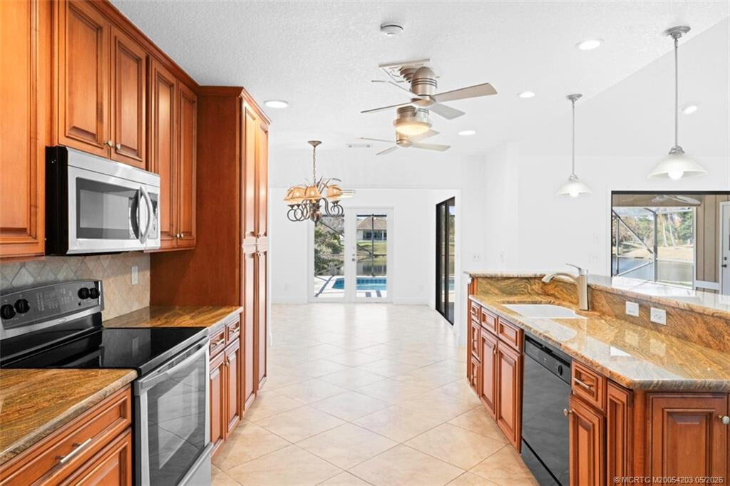 3074 Ne Loquat Lane - Photo 4