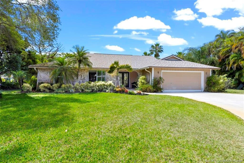 3074 Ne Loquat Lane - Photo 2