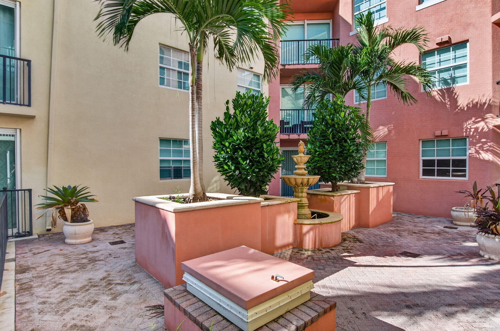 225 Ne 1st Street - Photo 33