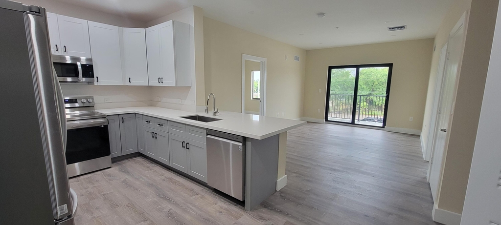 3801 Davie Boulevard - Photo 1