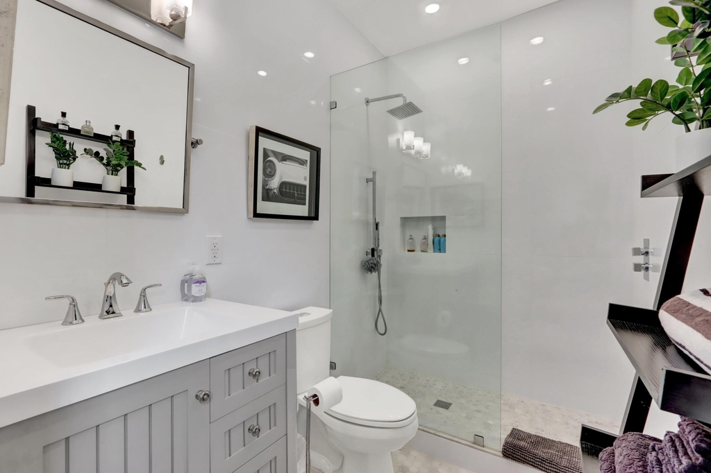 5866 St Annes Way - Photo 14