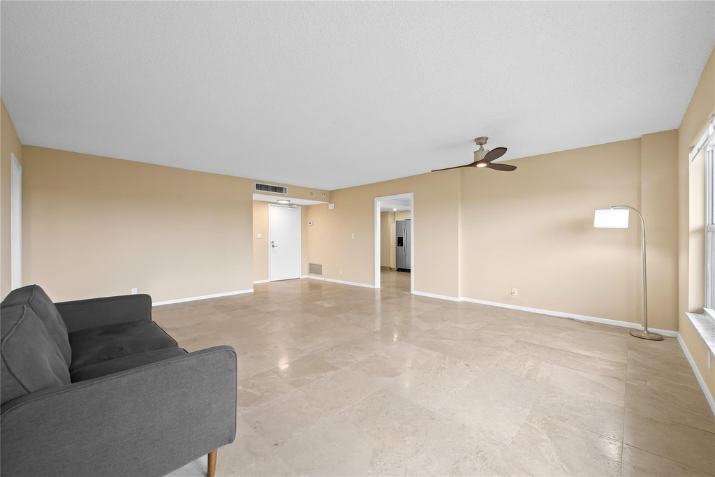 3900 Galt Ocean Drive - Photo 4