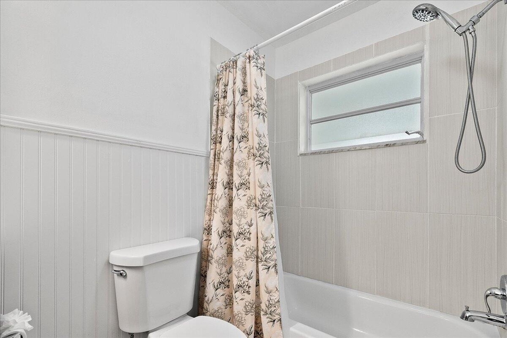 220 Country Lane - Photo 12