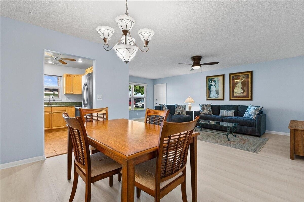 220 Country Lane - Photo 7