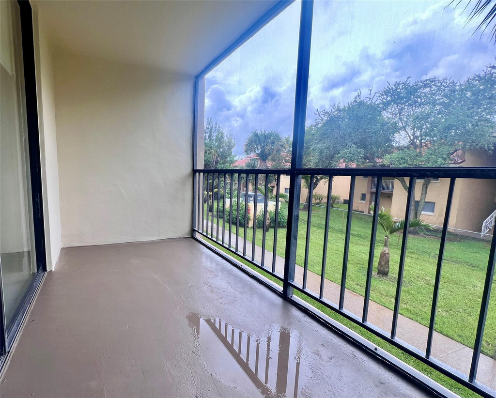 17350 Nw 68th Avenue - Photo 7