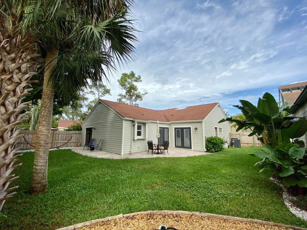 453 Park Forest Way - Photo 18