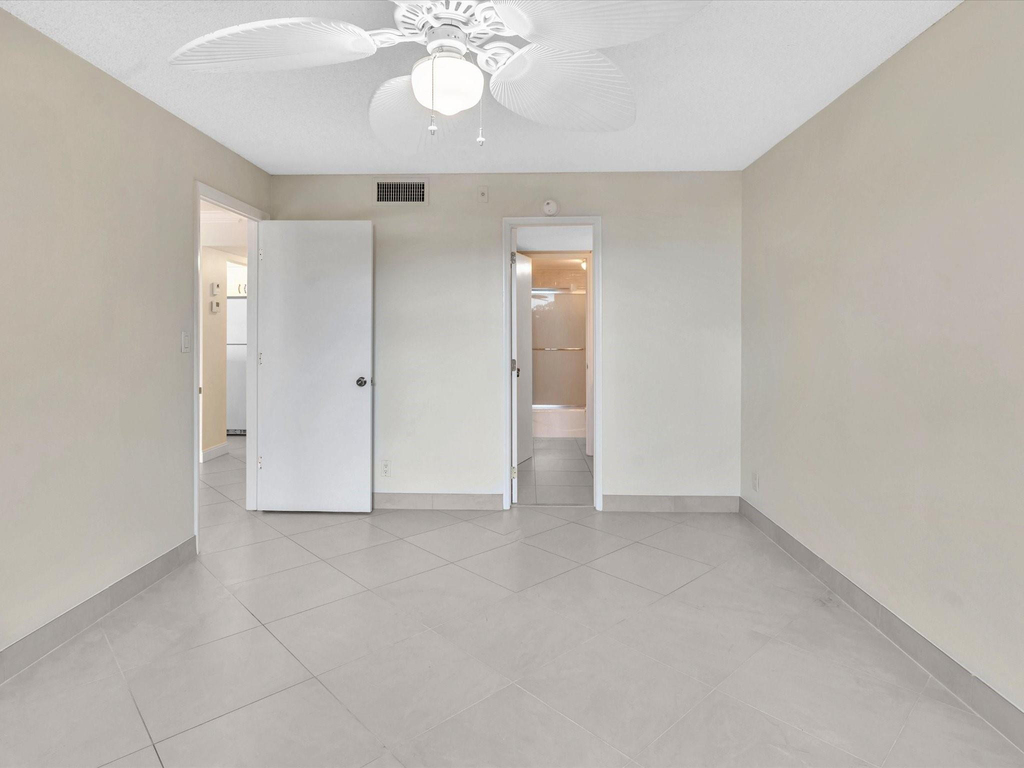 1421 S Ocean Boulevard - Photo 18