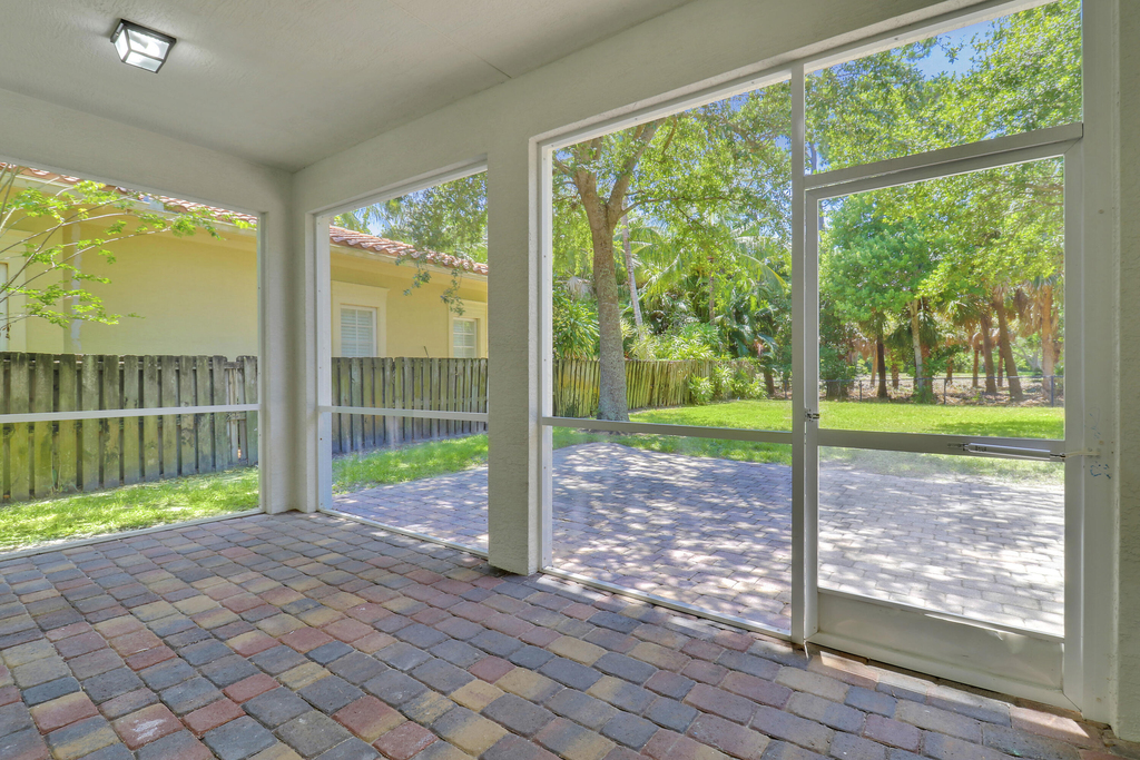 112 Dunmore Drive - Photo 17