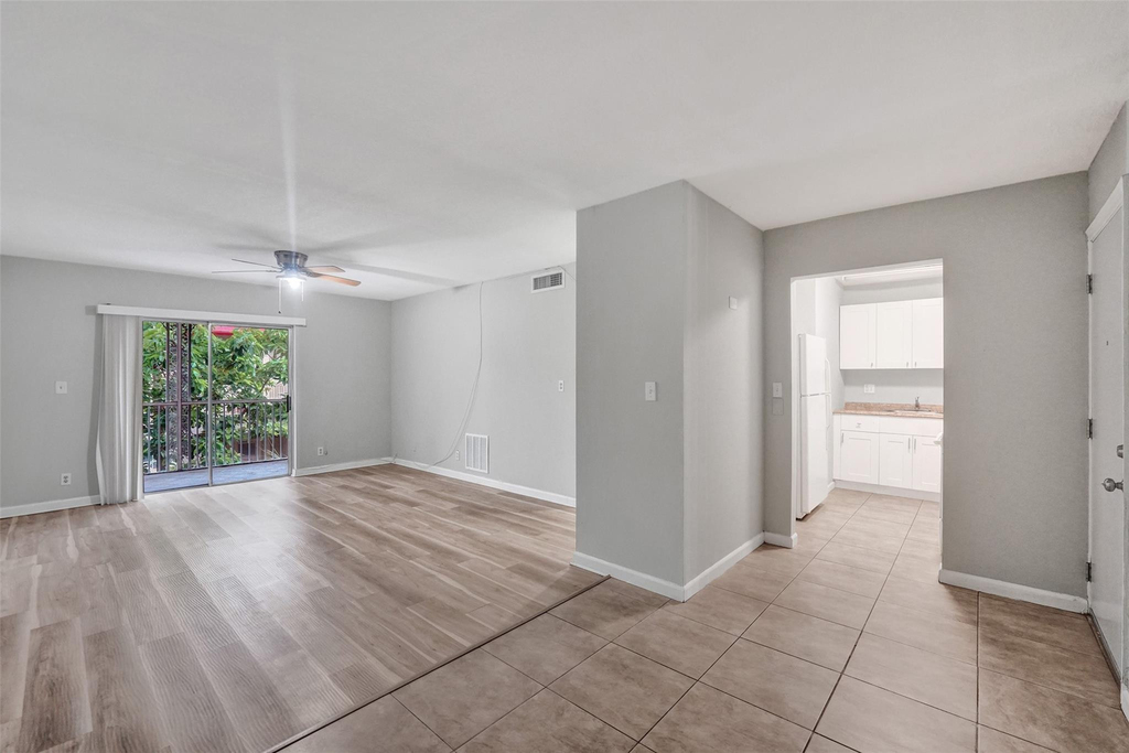 555 Se 8th Street - Photo 12