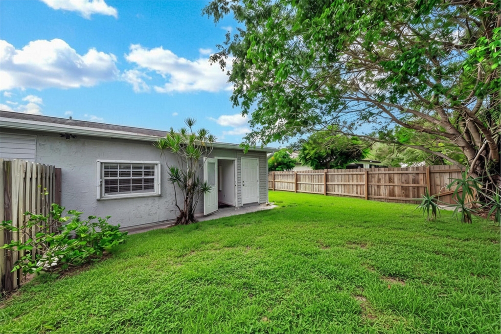 1350 Riverside Circle - Photo 40