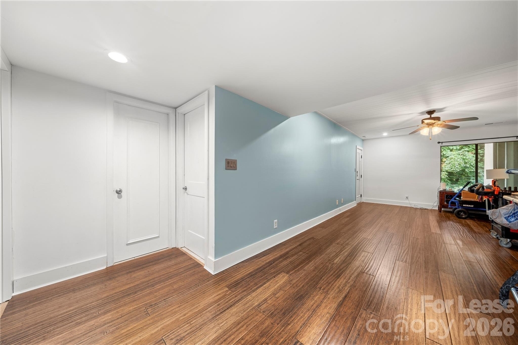 222 Riverview Terrace - Photo 33