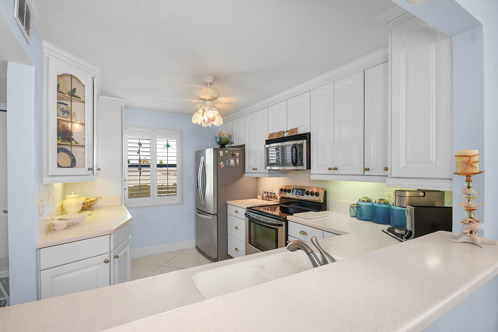 9940 S Ocean Drive - Photo 6