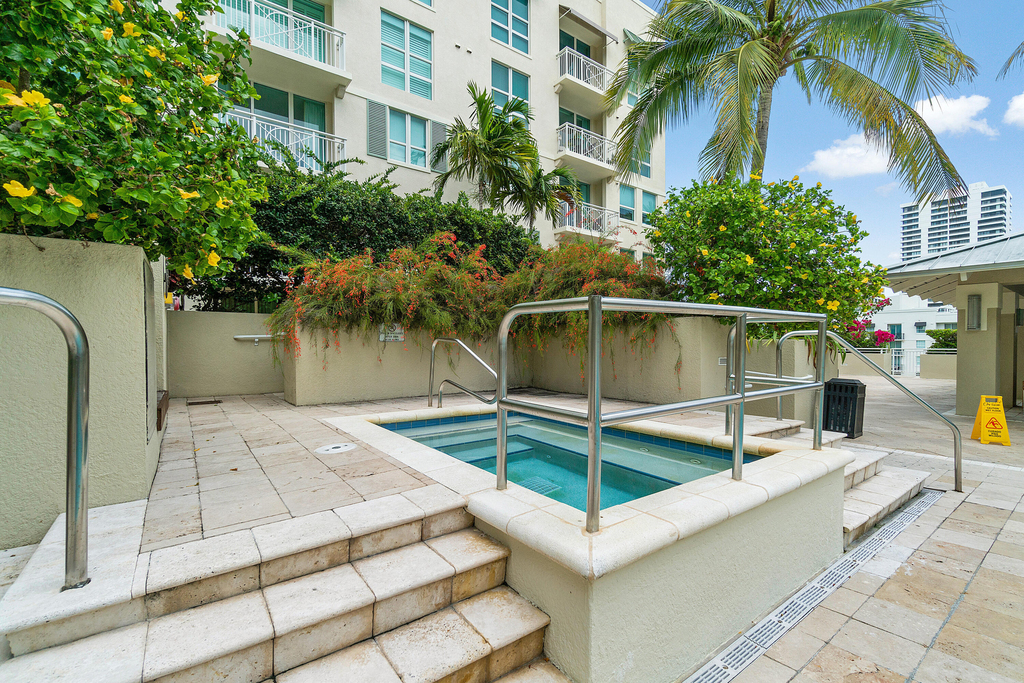 480 Hibiscus Street - Photo 35