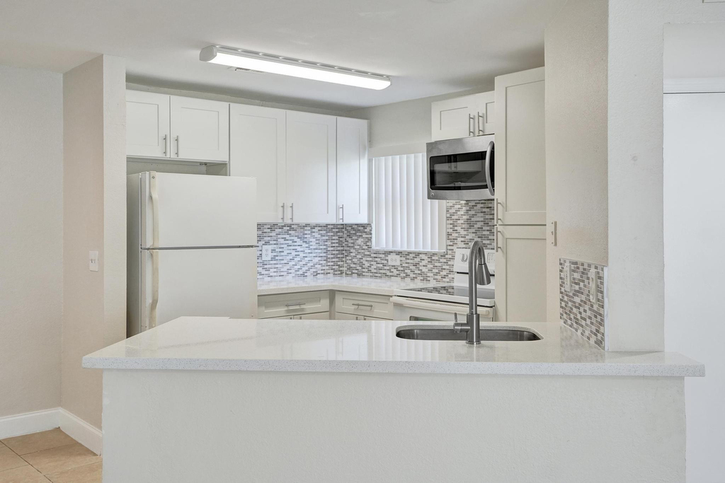 12650 Vista Isles Drive - Photo 3