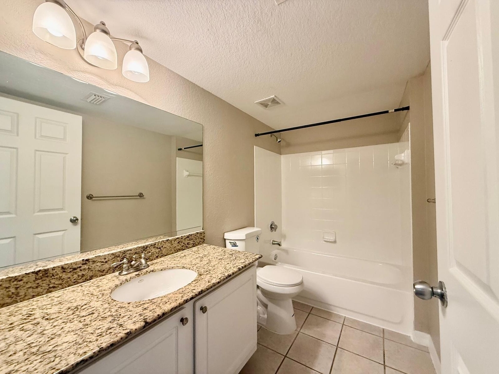 15135 Michelangelo Boulevard - Photo 1