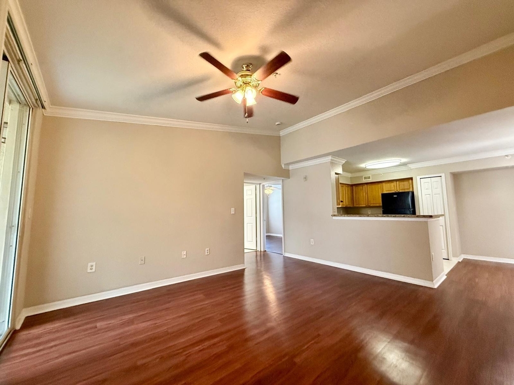 15135 Michelangelo Boulevard - Photo 2