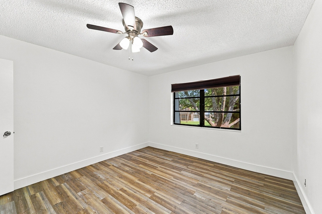 3101 Oakland Shores Drive - Photo 11