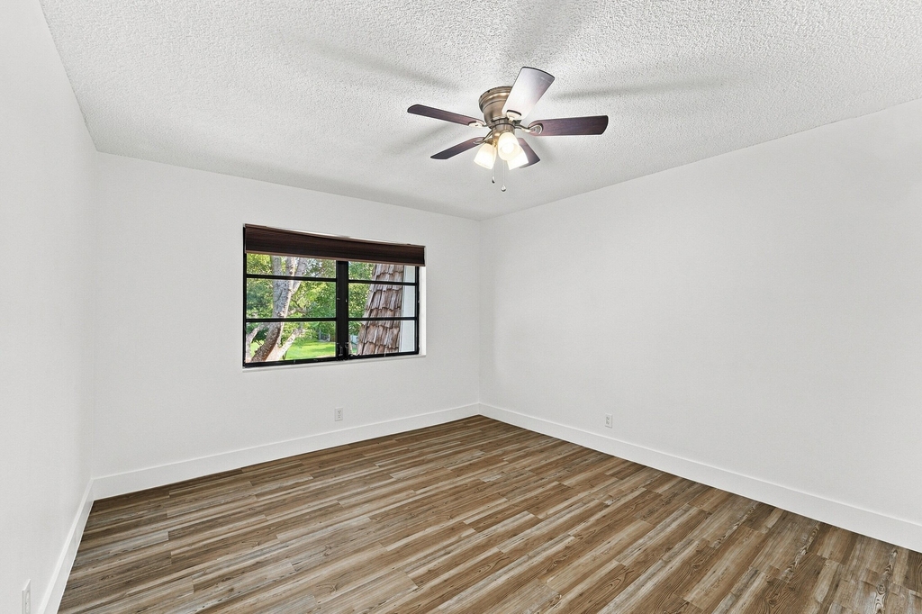 3101 Oakland Shores Drive - Photo 10