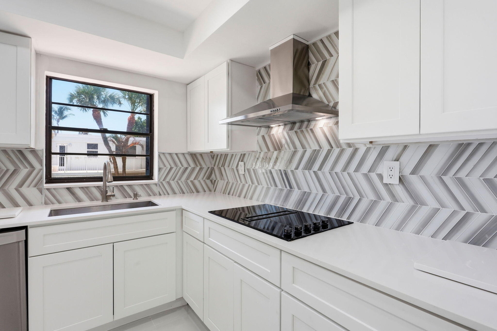 1222 Hillsboro Mile - Photo 16