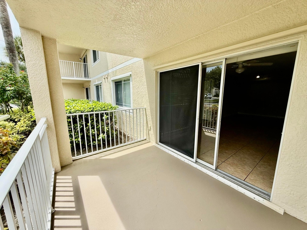 181 Sw Palm Drive - Photo 15