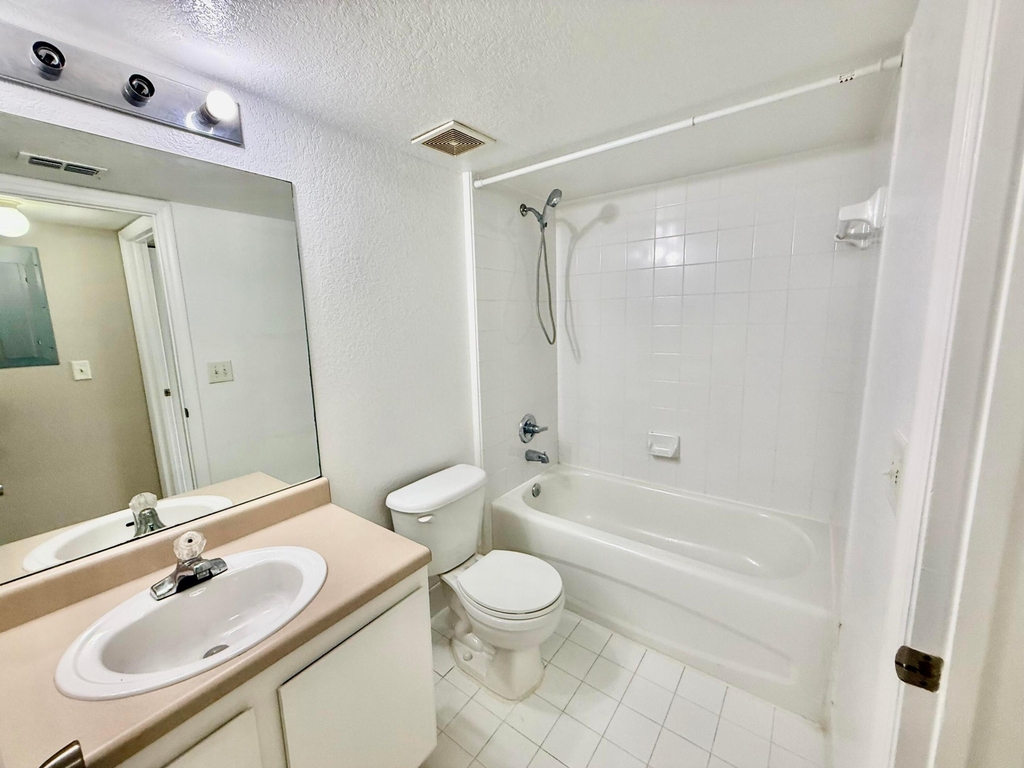 181 Sw Palm Drive - Photo 12