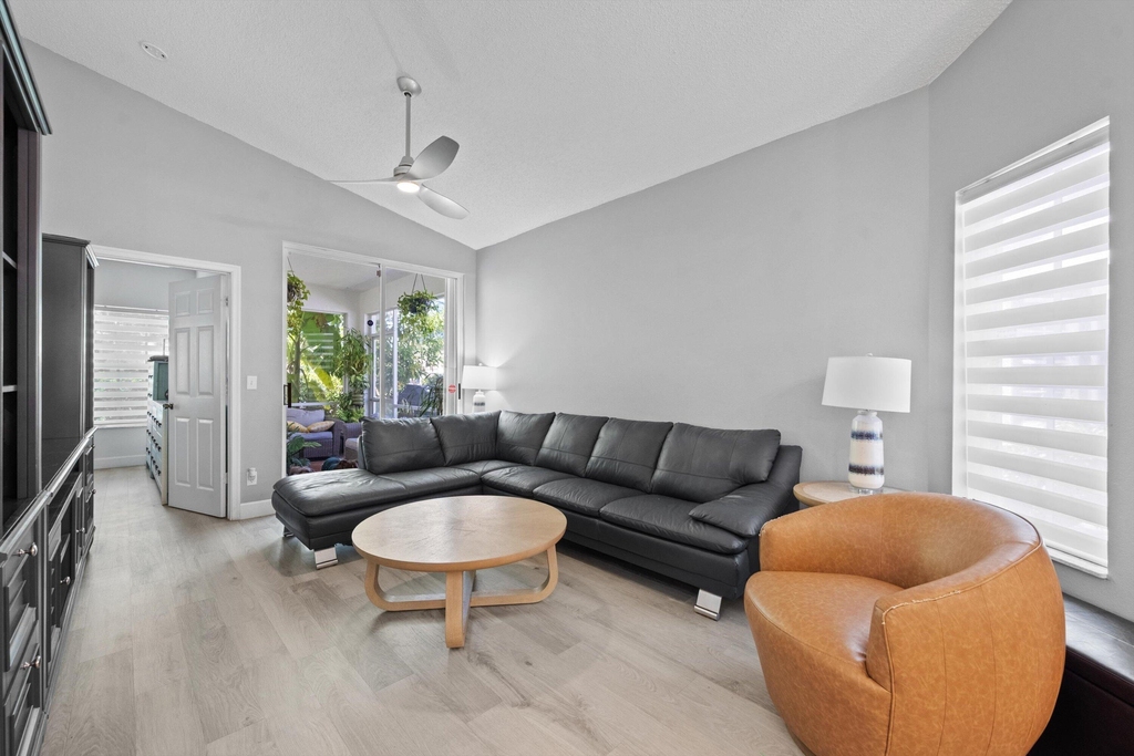10761 Pelican Drive - Photo 8