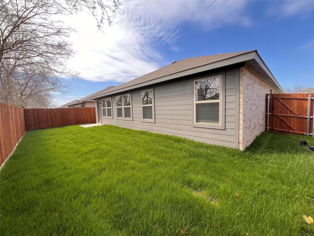 5744 Brookville Drive - Photo 29