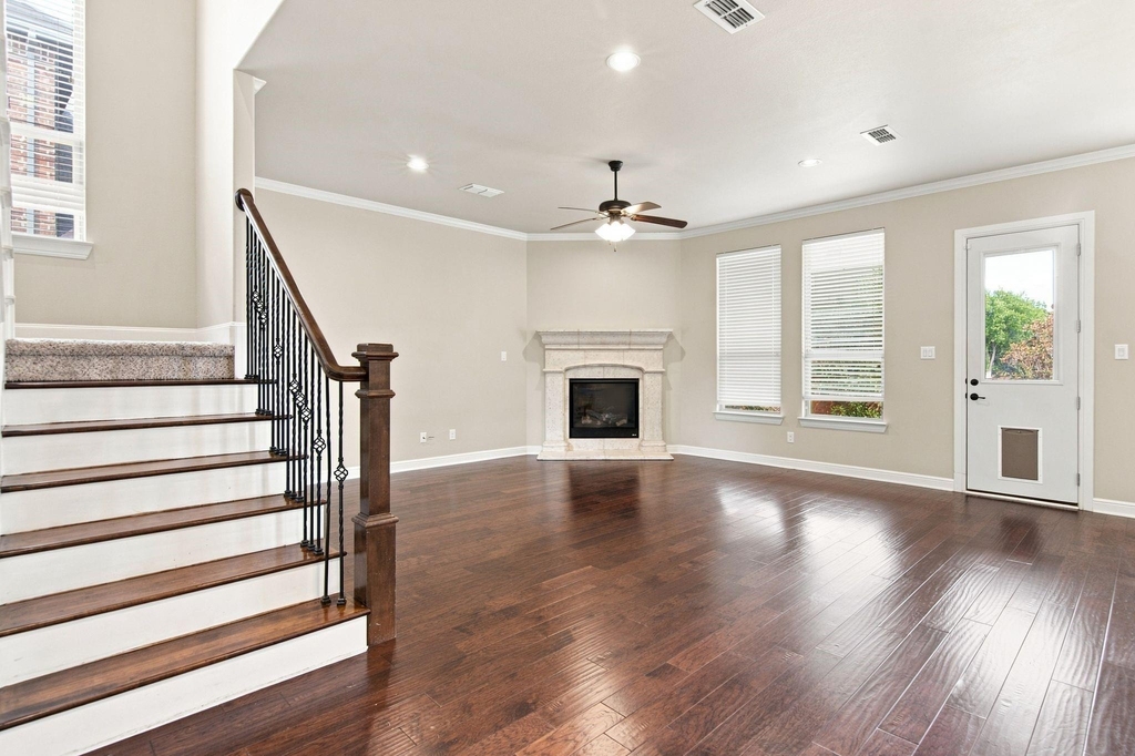 1819 Park Highland Way - Photo 7