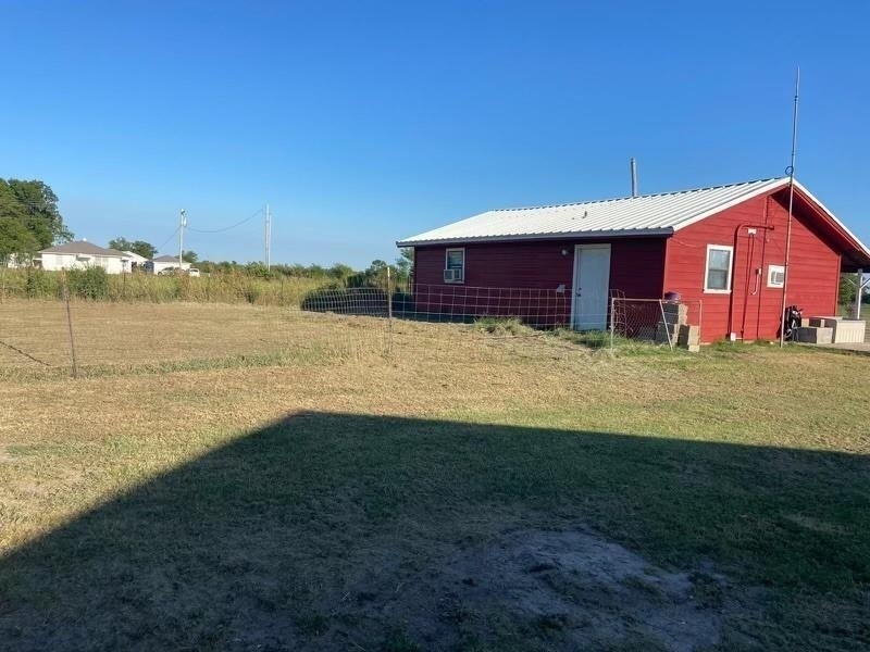4156 Fm 118 - Photo 1