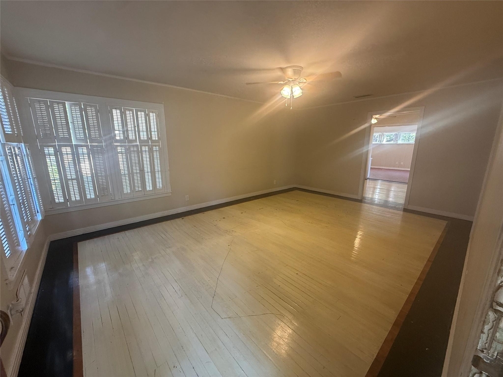 4042 Benbrook Street - Photo 3
