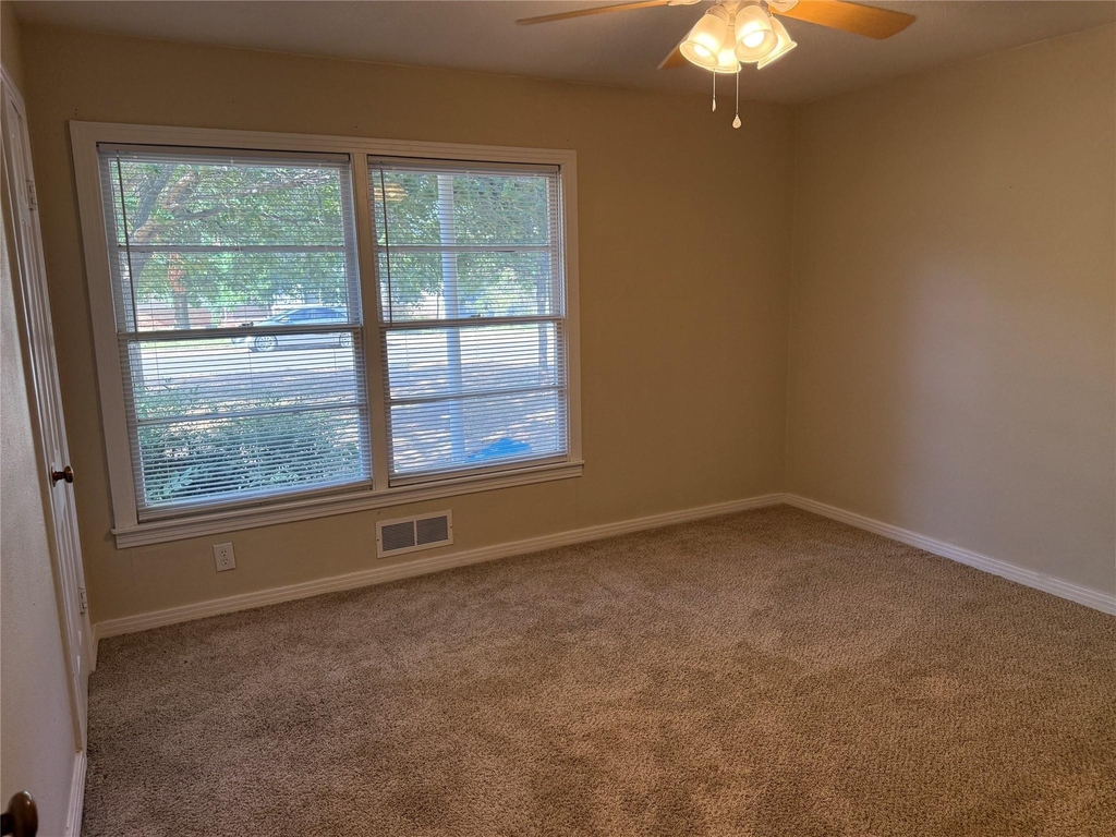 4042 Benbrook Street - Photo 18