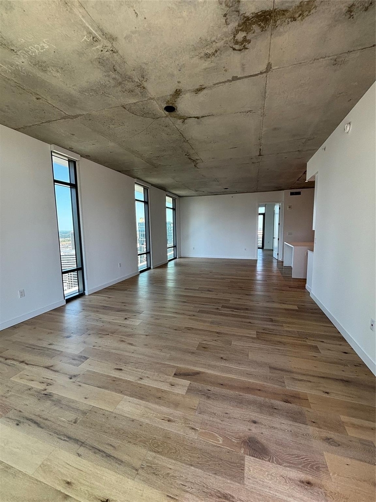 1801 N Pearl Street - Photo 5
