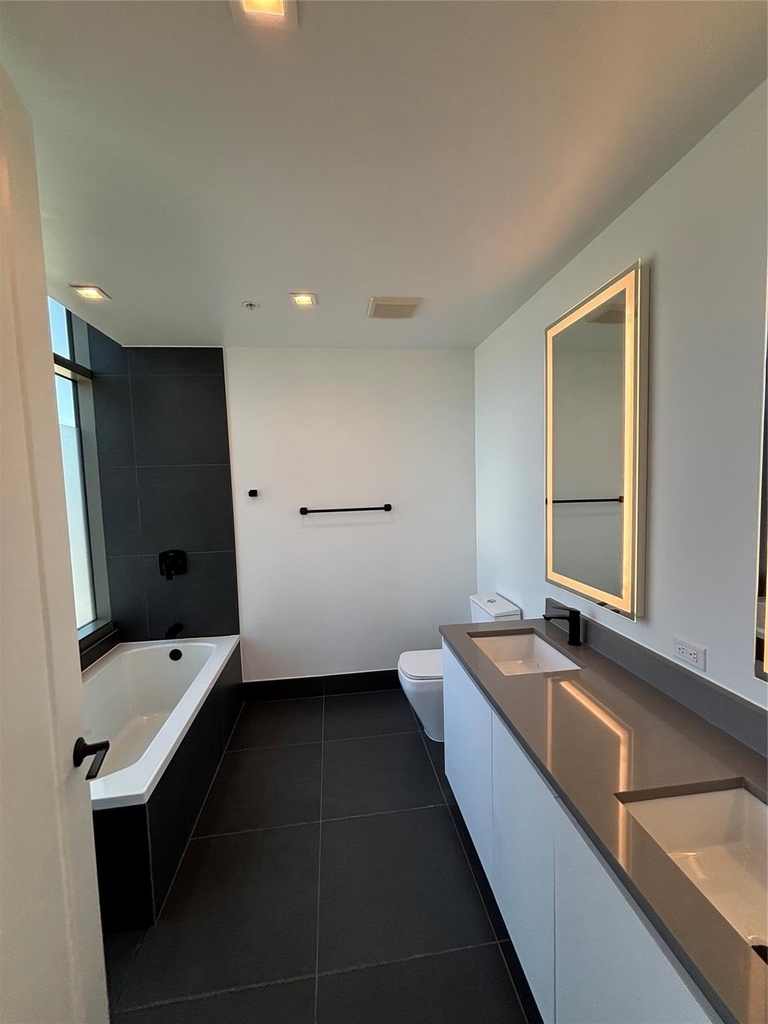 1801 N Pearl Street - Photo 33
