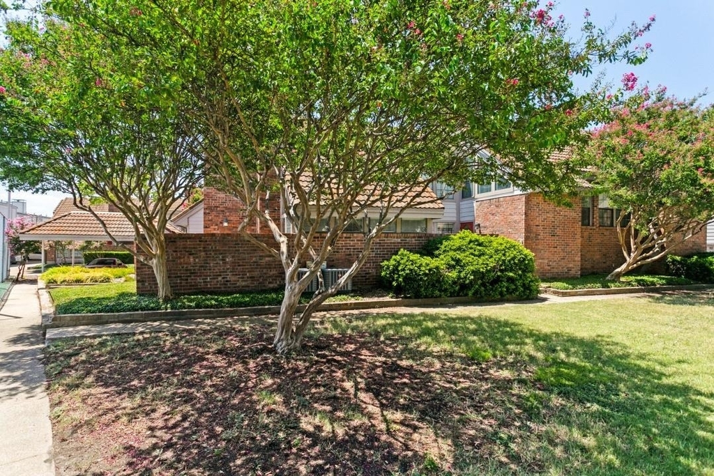 18240 Midway Road - Photo 1