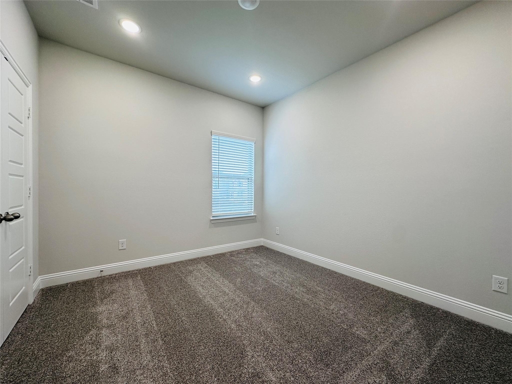 7017 Sunset Boulevard - Photo 32