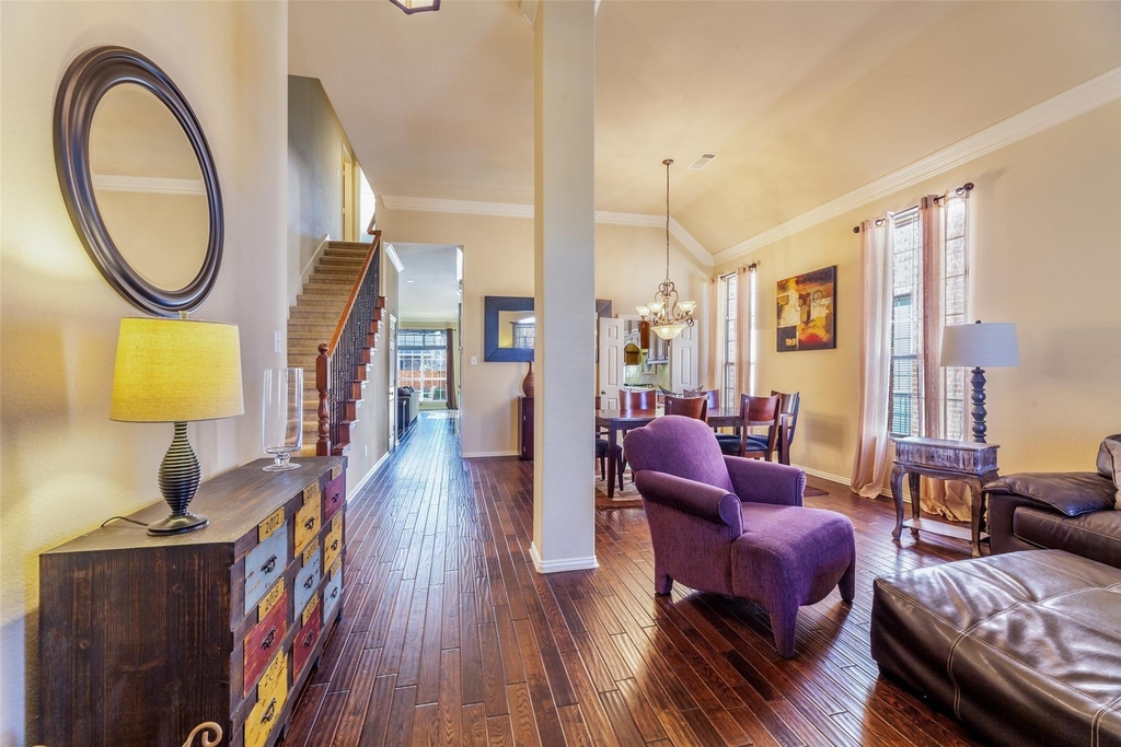 920 Fannin Drive - Photo 1