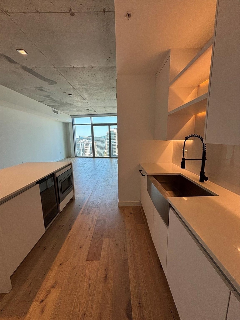 1801 N Pearl Street - Photo 4