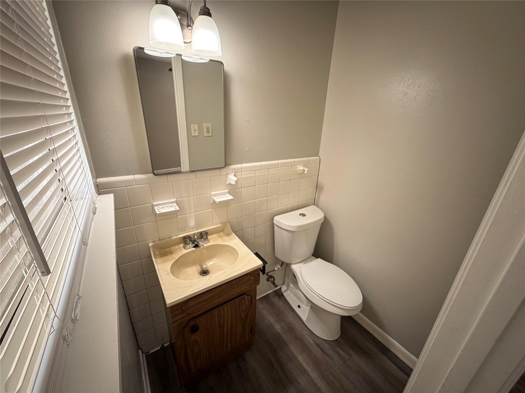1902 Joslin Street - Photo 9