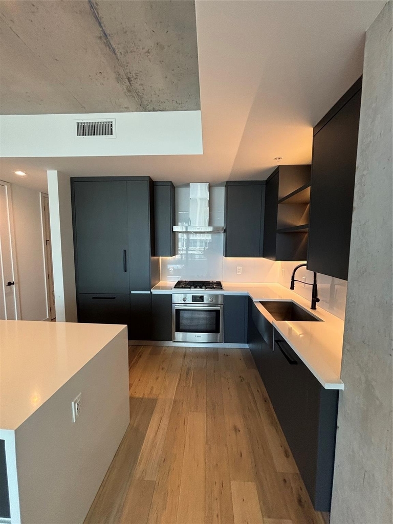 1801 N Pearl Street - Photo 8